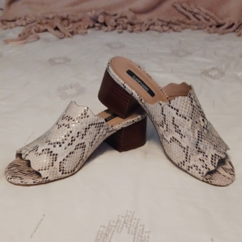 Kensie Cream and Brown Mules with Snakeskin Pattern